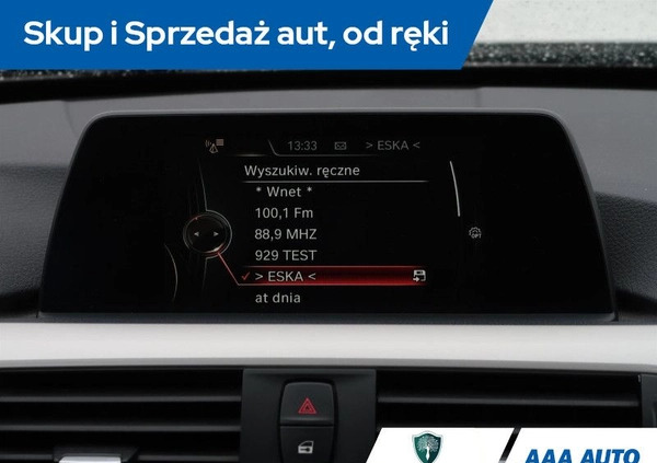 BMW Seria 3 cena 54000 przebieg: 192042, rok produkcji 2016 z Bełchatów małe 352